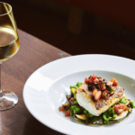 Conheça quais vinhos combinam com peixes